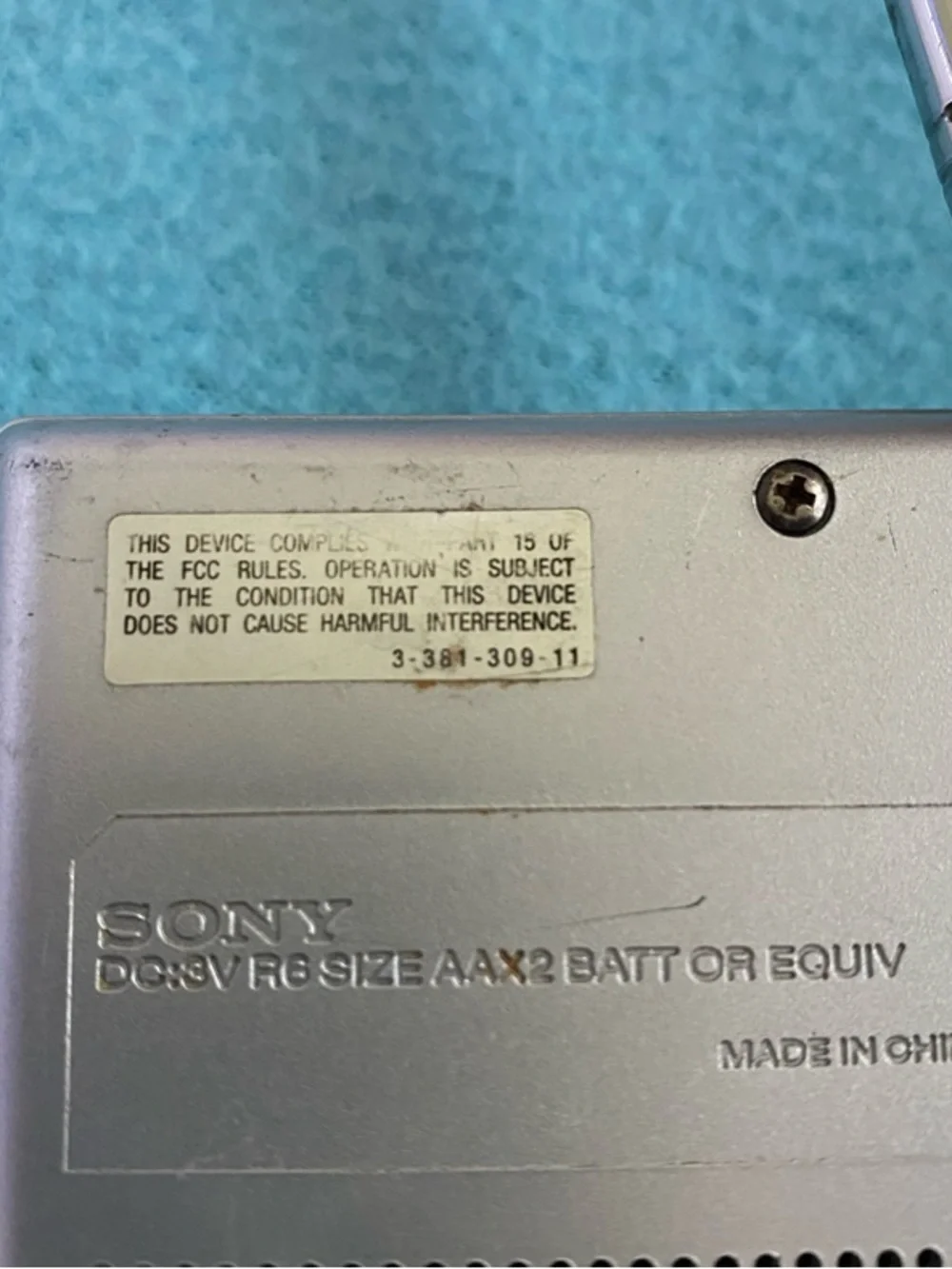 Sony Silver Portable AM/FM Pocket Radio with Telescoping Antenna